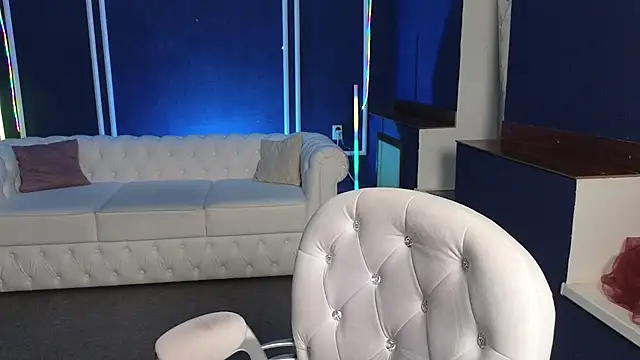 Snapshot of Kira_Kenet chatting on 03-12-25, 10:39 Kira Kenet online show from 03-12-25, 10:39