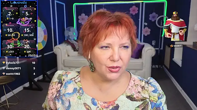 Snapshot of Kira_Kenet chatting on 09-25-25, 09:13 Kira Kenet online show from 09-25-25, 09:13