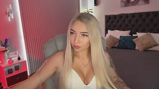 OhMyEmma online show from 09-22-25, 01:18