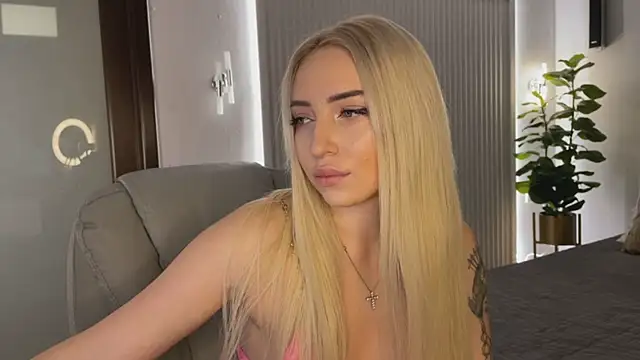 OhMyEmma online show from 11-30-25, 01:20