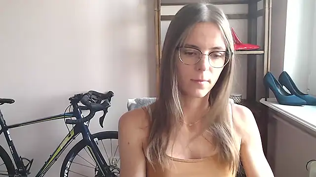 love megi online show from 03-28-26, 07:30