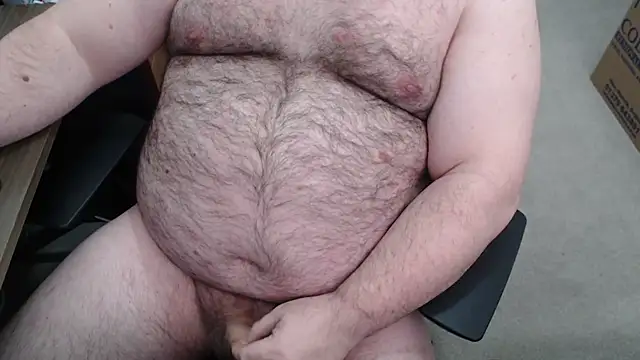 Snapshot of SmallBearUK chatting on 03-11-26, 03:18 SmallBearUK online show from 03-11-26, 03:18