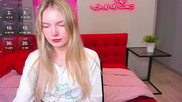 EvelineAmore online show from 07-22-26, 01:52