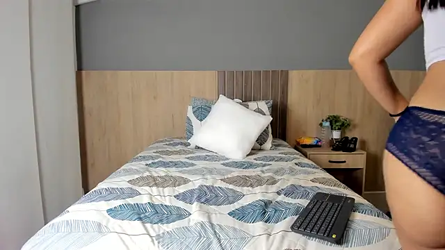  SamantaGomez online show from 03-16-25, 01:27