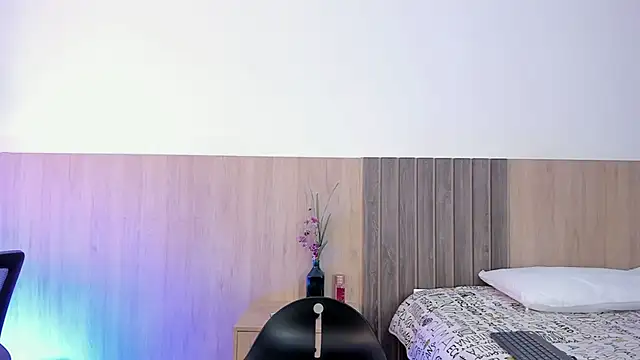  SamantaGomez online show from 09-18-25, 09:06