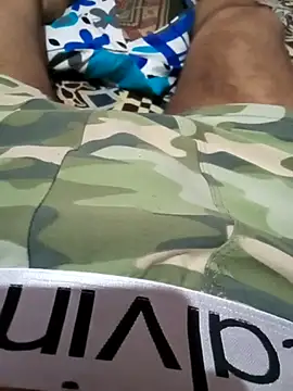 Snapshot of im_clit_sucker chatting on 03-16-25, 08:32 im clit sucker online show from 03-16-25, 08:32