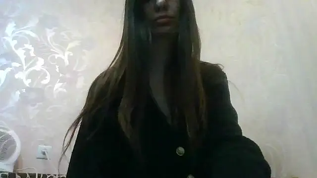 Snapshot of AliseWats chatting on 10-28-25, 07:27 AliseWats online show from 10-28-25, 07:27