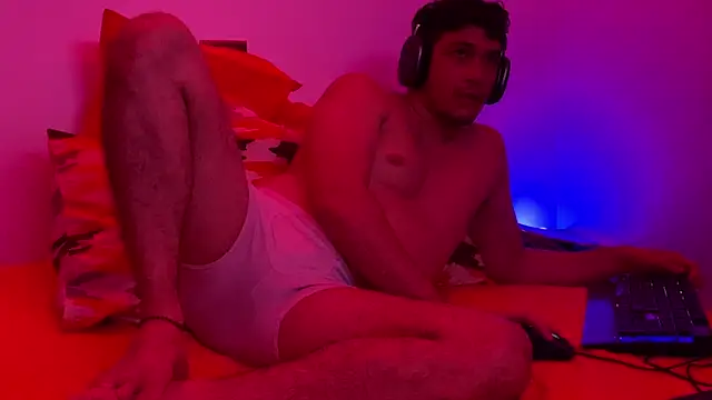 Snapshot of chicoinhibido chatting on 03-21-25, 10:28 chicoinhibido online show from 03-21-25, 10:28