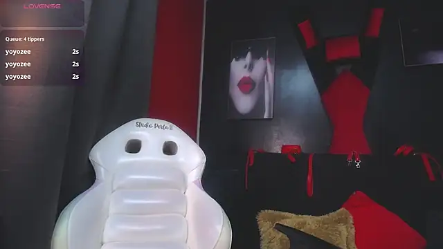 Snapshot of sweet__thang chatting on 03-18-25, 09:52 sweet  thang online show from 03-18-25, 09:52