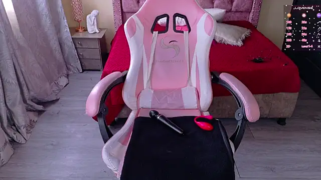 sweet  thang online show from 11-30-25, 04:33