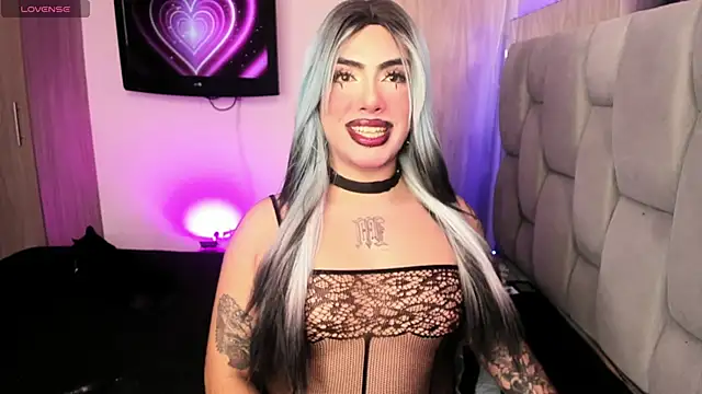 Sophie whitexxx online show from 01-11-26, 06:02