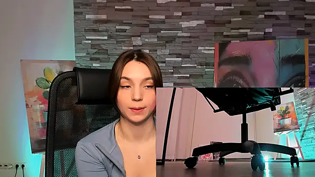 Snapshot of OlgaPetrova chatting on 03-14-25, 04:30 OlgaPetrova online show from 03-14-25, 04:30