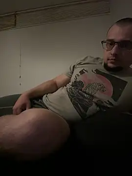 Snapshot of whitesteven404 chatting on 03-11-25, 01:48 whitesteven404 online show from 03-11-25, 01:48