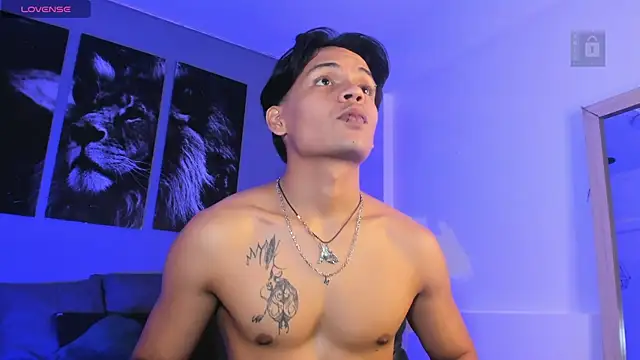 Snapshot of Draco_collins chatting on 11-19-25, 07:36 Draco collins online show from 11-19-25, 07:36