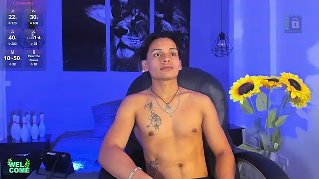 Snapshot of Draco_collins chatting on 11-21-25, 07:45 Draco collins online show from 11-21-25, 07:45