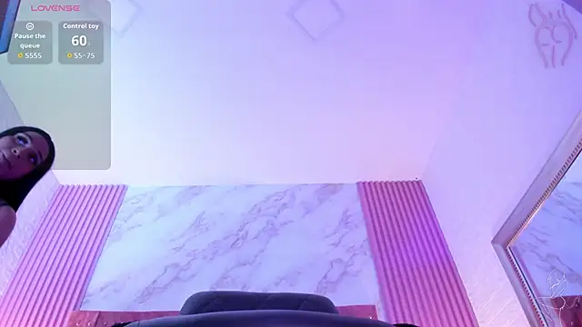 goldilockss15 online show from 09-28-25, 03:23