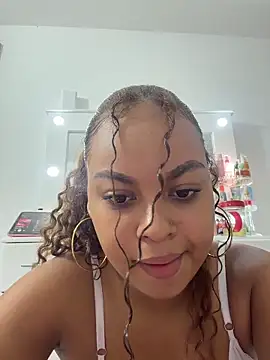 AlesiaCooper online show from 04-19-26, 04:23