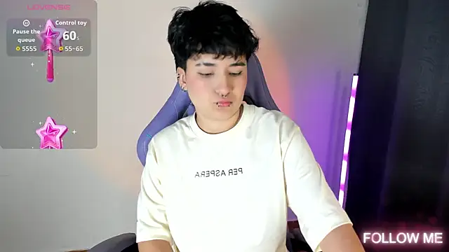 Snapshot of emma_cute7 chatting on 01-08-26, 02:25 emma cute7 online show from 01-08-26, 02:25