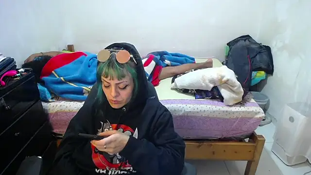 freyaa sorcerees online show from 03-11-25, 08:20