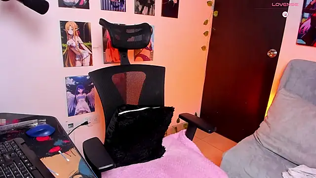 Vickysth online show from 03-28-26, 12:54