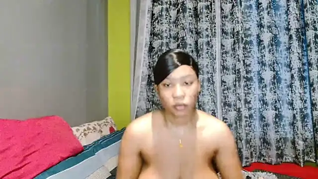 Snapshot of Tallwildnspicey98 chatting on 03-20-26, 04:28 Tallwildnspicey98 online show from 03-20-26, 04:28