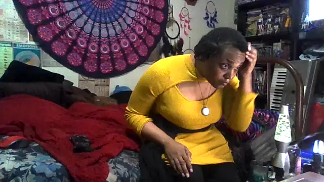 GardeniaFields online show from 11-23-25, 06:57