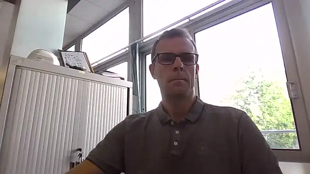 Simon 76 online show from 09-19-25, 04:29