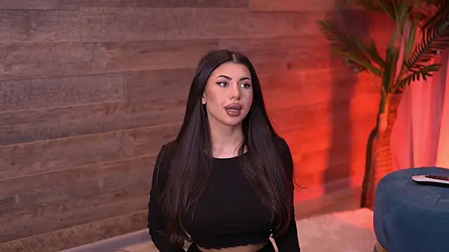 TanyaVonDe online show from 10-30-25, 05:46