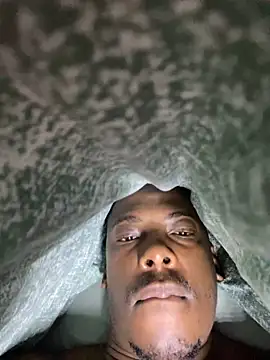 Snapshot of BigLick92 chatting on 03-08-25, 05:38 BigLick92 online show from 03-08-25, 05:38