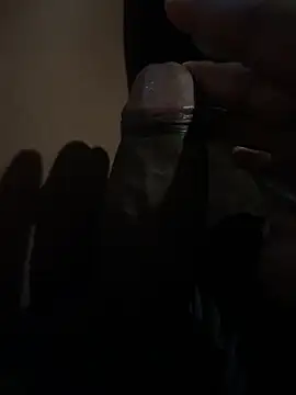 Snapshot of BigLick92 chatting on 11-29-25, 12:24 BigLick92 online show from 11-29-25, 12:24