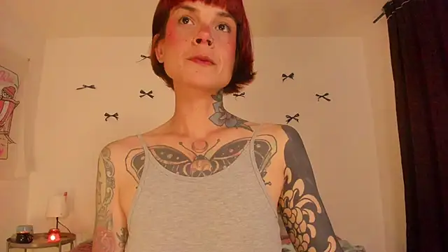Alessamoth online show from 06-22-26, 08:28