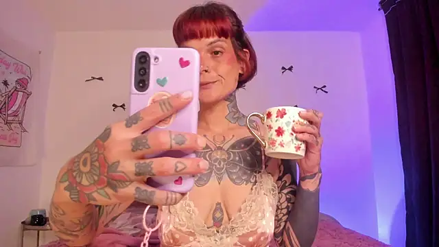 Alessamoth online show from 06-23-26, 05:22