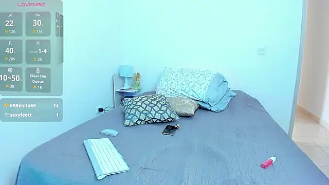 roxy hell online show from 02-25-26, 09:57