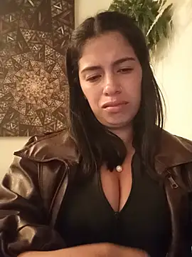 Snapshot of Nathaly_12 chatting on 05-19-26, 01:22 Nathaly 12 online show from 05-19-26, 01:22