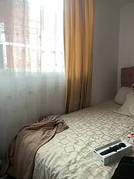 VictoriaGerard Pink online show from 02-15-26, 09:55