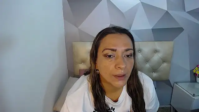 Milf-Prettyboobs online show from 11-15-25, 10:56