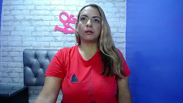 Milf-Prettyboobs online show from 05-28-26, 05:43