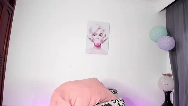 Snapshot of sweet_cinamon chatting on 09-11-25, 07:25 sweet cinamon online show from 09-11-25, 07:25