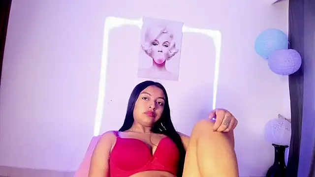 Snapshot of sweet_cinamon chatting on 09-29-25, 02:44 sweet cinamon online show from 09-29-25, 02:44