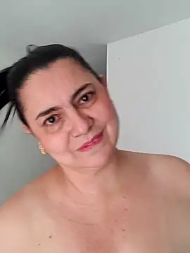 Snapshot of michellrodriguez chatting on 11-17-25, 03:18 michellrodriguez online show from 11-17-25, 03:18