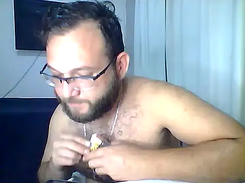 Snapshot of nandocost4 chatting on 09-23-25, 01:52 nandocost4 online show from 09-23-25, 01:52