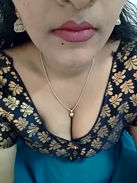 Snapshot of priya_00143 chatting on 12-18-25, 06:41 priya 00143 online show from 12-18-25, 06:41