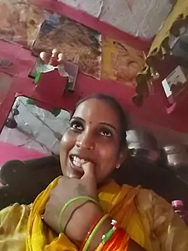 Hotty-Nidhi online show from 10-07-25, 01:41