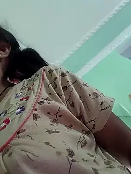 Hotty-Nidhi online show from 11-22-25, 02:43