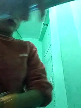 Snapshot of Hotty-Nidhi chatting on 12-19-25, 03:52 Hotty-Nidhi online show from 12-19-25, 03:52