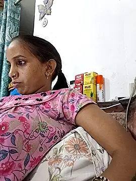 Hotty-Nidhi online show from 05-29-26, 06:28