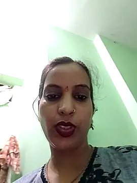 Hotty-Nidhi online show from 07-03-26, 04:02