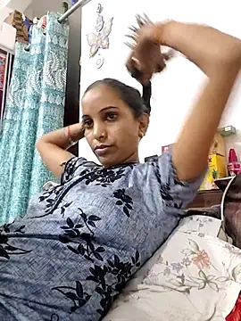 Hotty-Nidhi online show from 07-24-26, 03:54