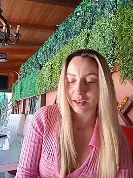 AlexisWhit online show from 05-16-26, 10:36
