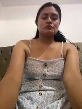 Snapshot of antonella774 chatting on 03-27-26, 04:29 antonella774 online show from 03-27-26, 04:29